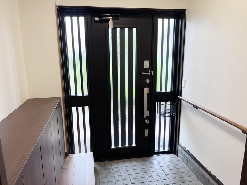 玄関ドア
